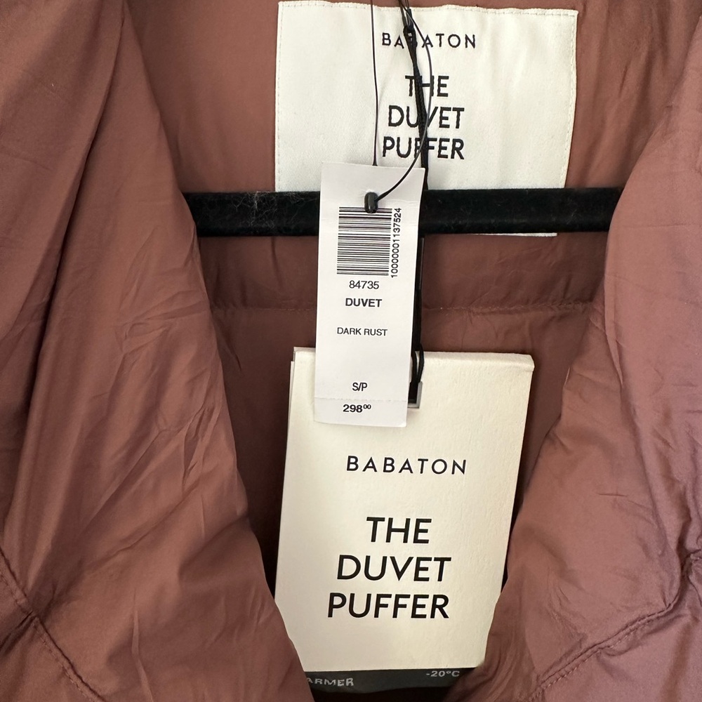 Aritzia Babaton The Duvet Puffer Mid in Chocolate - Picture 9 of 17